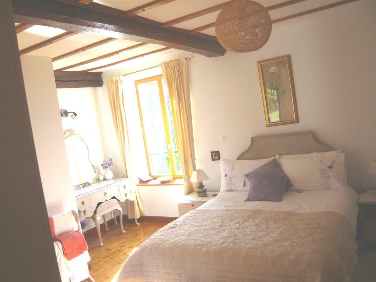 Le Rocher B&B Yvrandes Exterior foto