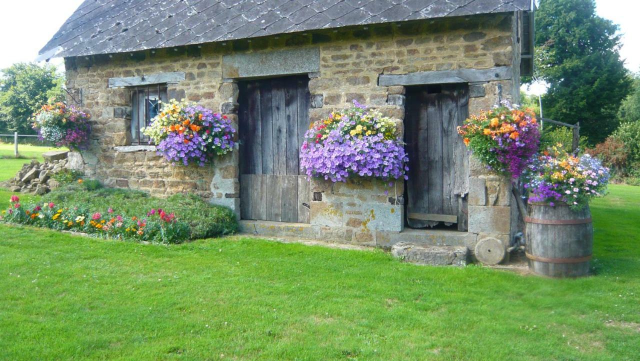 Le Rocher B&B Yvrandes Exterior foto