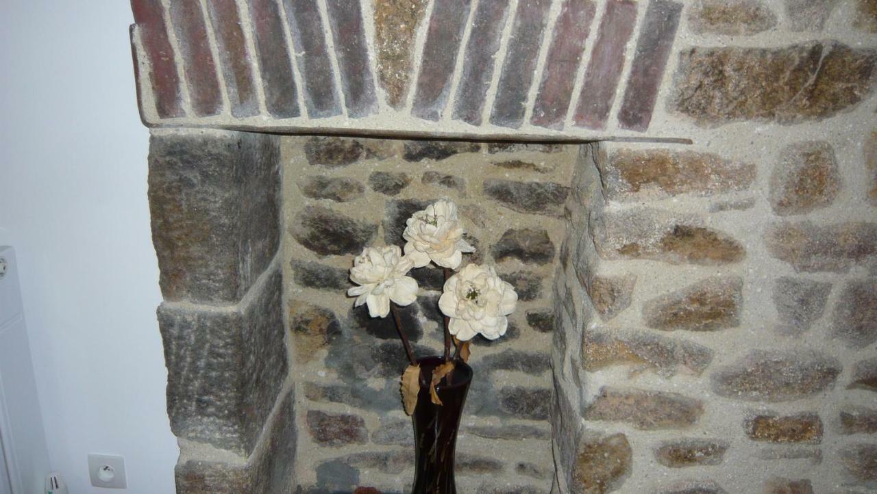 Le Rocher B&B Yvrandes Exterior foto